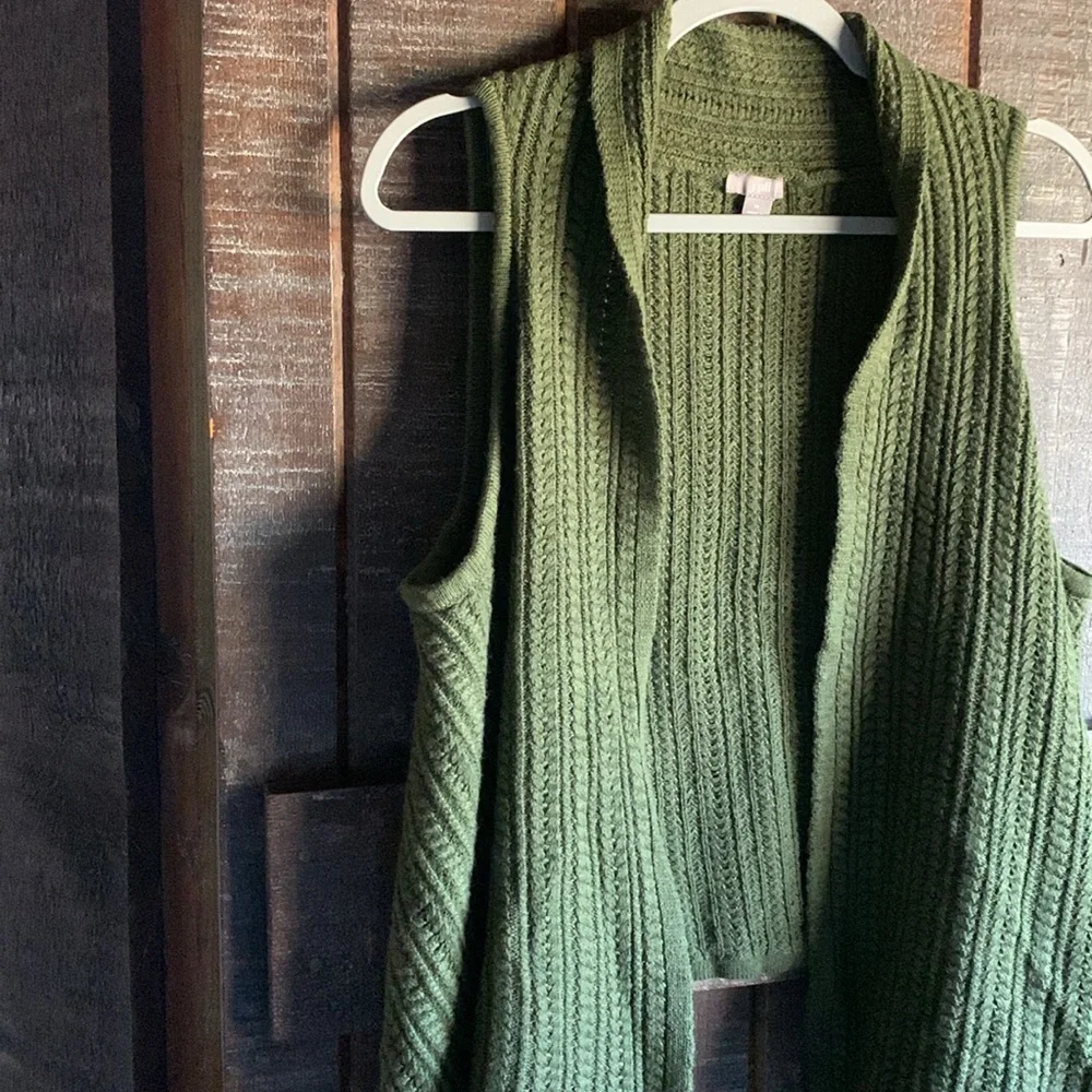 J Jill wool blend olive green sweater vest waterfall style women’s size medium